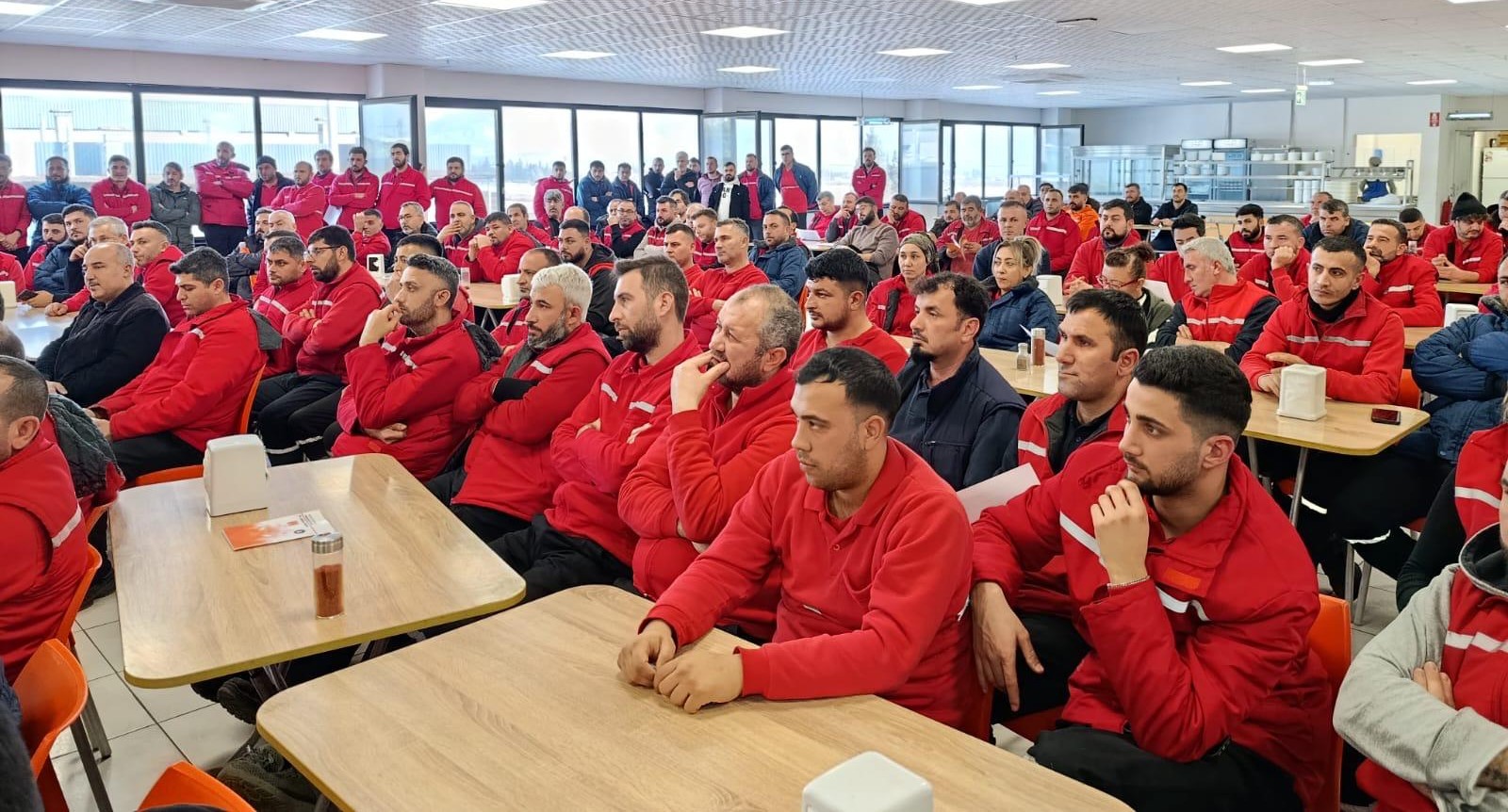 Migros Adana Depolarında Çalışan Üyelerimizi Ziyaret