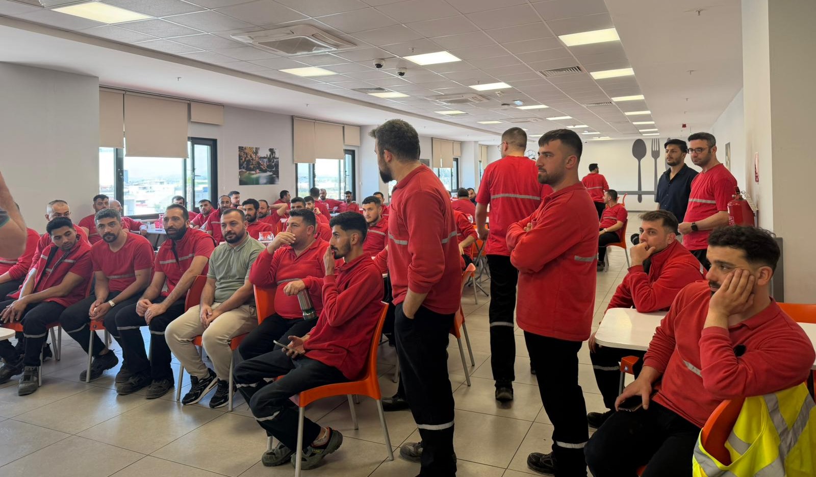 Migros Tarsus Dağıtım Deposunda Çalışan Üyelerimizi Ziyaret