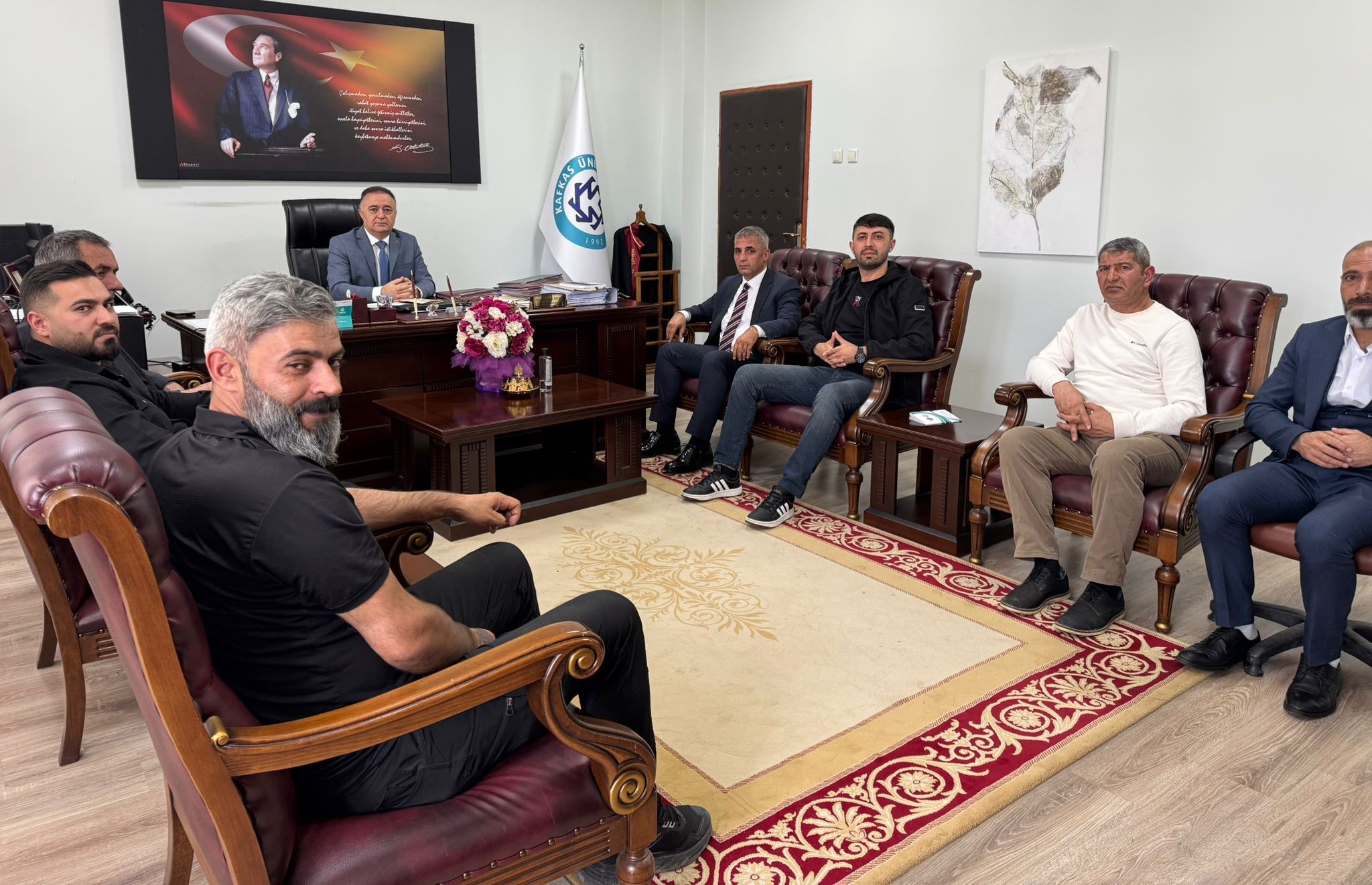 Kars Kafkas Üniversitesi Rektör Yardımcısı Prof. Dr. Engin Kılıç’ı Ziyaret