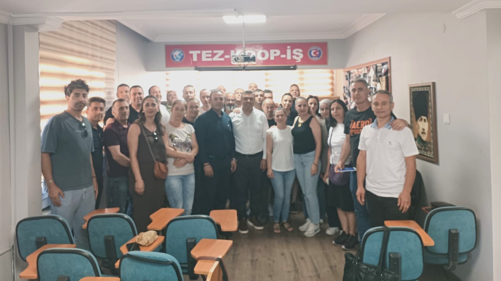 İzmir CarrefourSA İşyeri Temsilcileri Şubemizde Toplandı