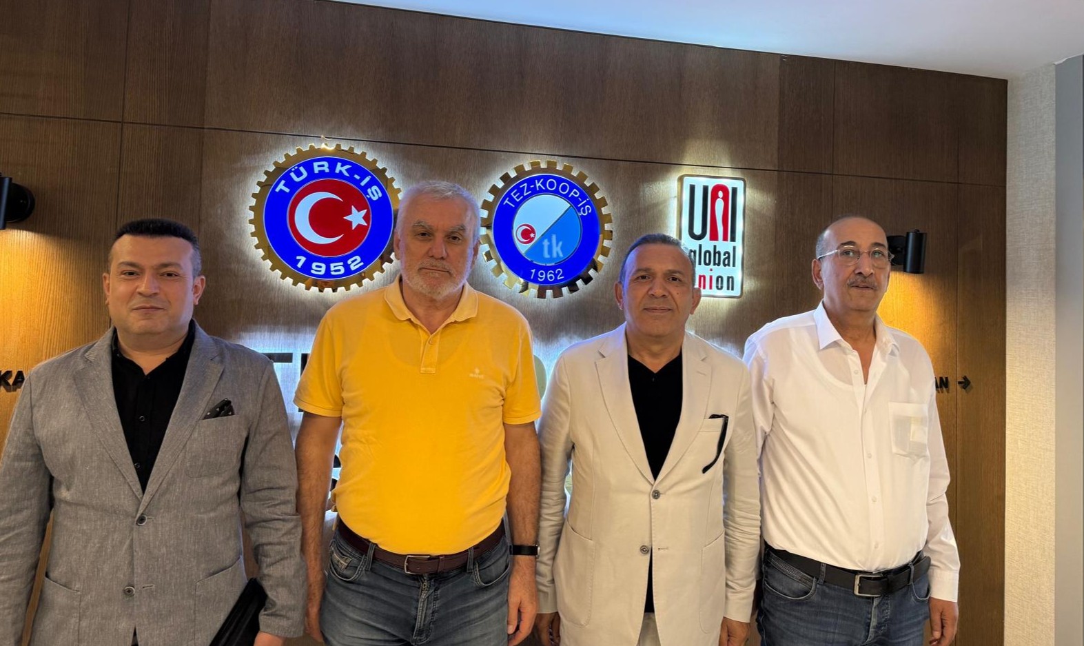 Tek Gıda-İş Sendikasından Sendikamıza Nezaket Ziyareti
